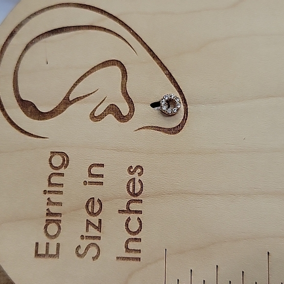 🔥LAST PAIR🔥 Tiny Micro Crystal Circle Stud Earrings - Picture 2 of 5